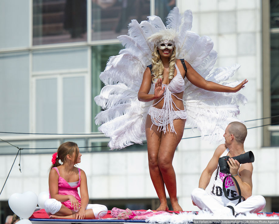 Фотография: Амстердамский гей-парад 2011 №30 - BigPicture.ru