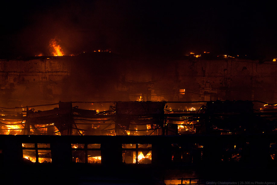 Фотография: Крупнейший пожар в Москве за этот год №36 - BigPicture.ru