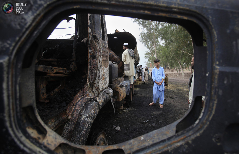 Фотография: Атаки на линии снабжения НАТО в Пакистане №7 - BigPicture.ru