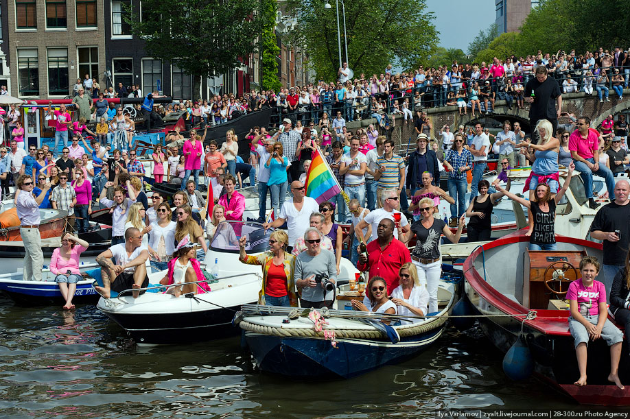 Фотография: Амстердамский гей-парад 2011 №7 - BigPicture.ru