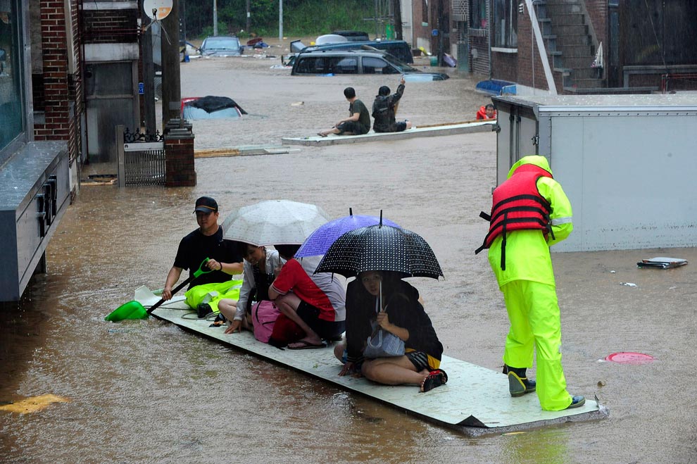 Фотография: Наводнение в Южной Корее №6 - BigPicture.ru