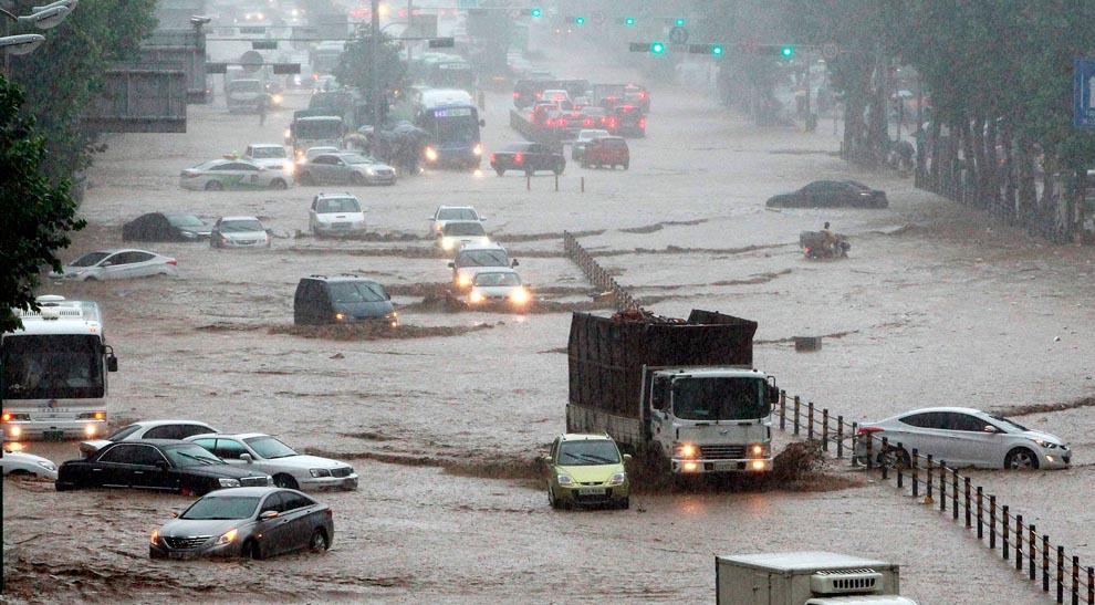 Фотография: Наводнение в Южной Корее №23 - BigPicture.ru