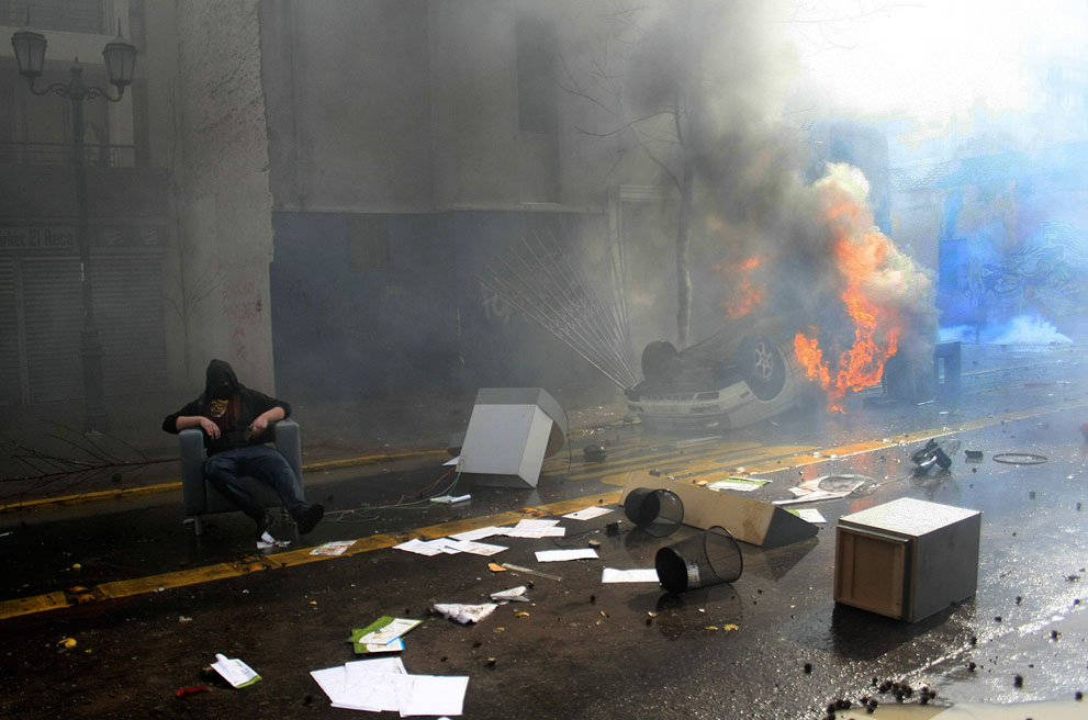 Фотография: Студенческие протесты в Чили №20 - BigPicture.ru