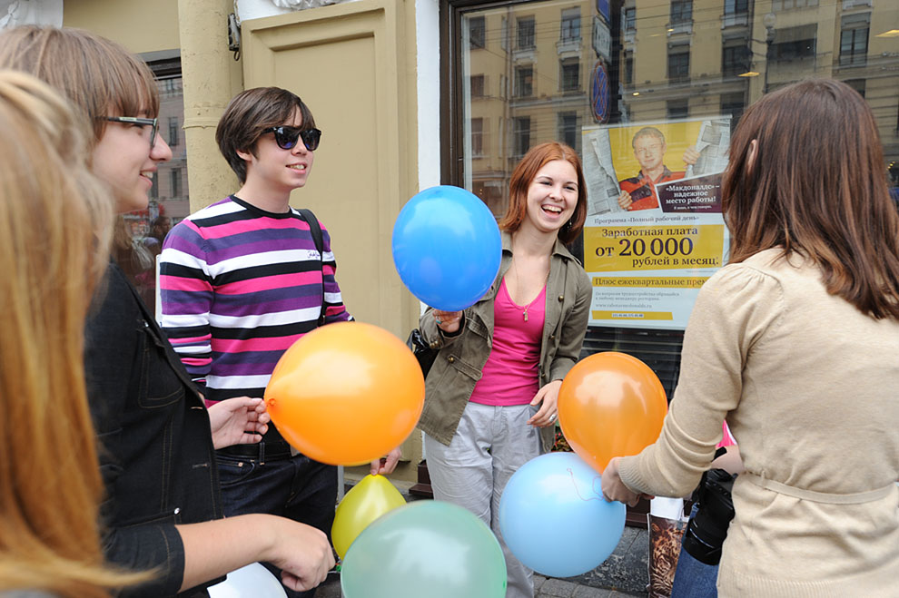 Фотография: Полиция Петербурга не дала отметить День Молодежи №3 - BigPicture.ru