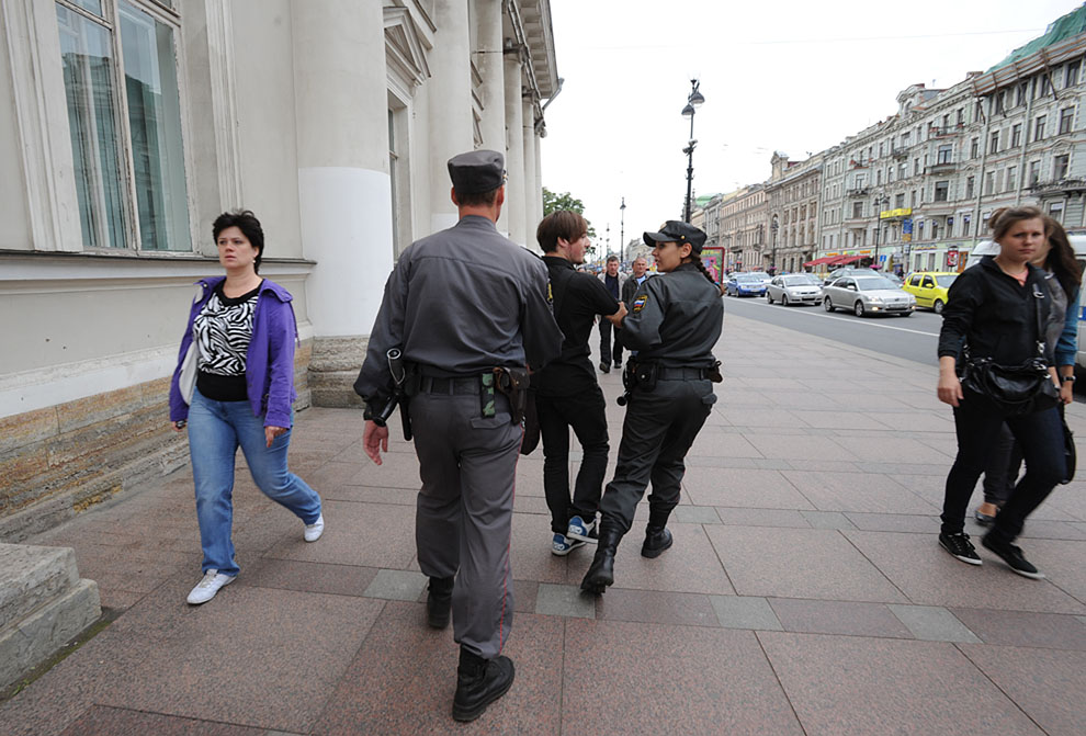 Фотография: Полиция Петербурга не дала отметить День Молодежи №30 - BigPicture.ru