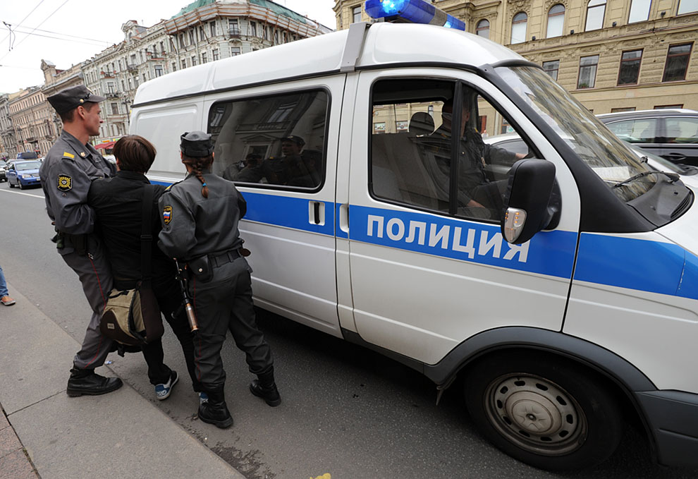 Фотография: Полиция Петербурга не дала отметить День Молодежи №32 - BigPicture.ru
