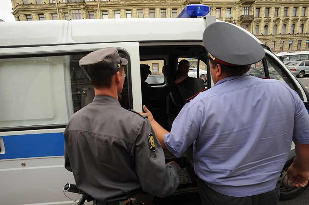 Фотография: Полиция Петербурга не дала отметить День Молодежи №34 - BigPicture.ru
