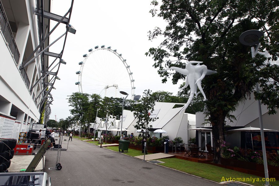 Фотография: За кулисами Гран-При Сингапура 2011: фоторепортаж №2 - BigPicture.ru