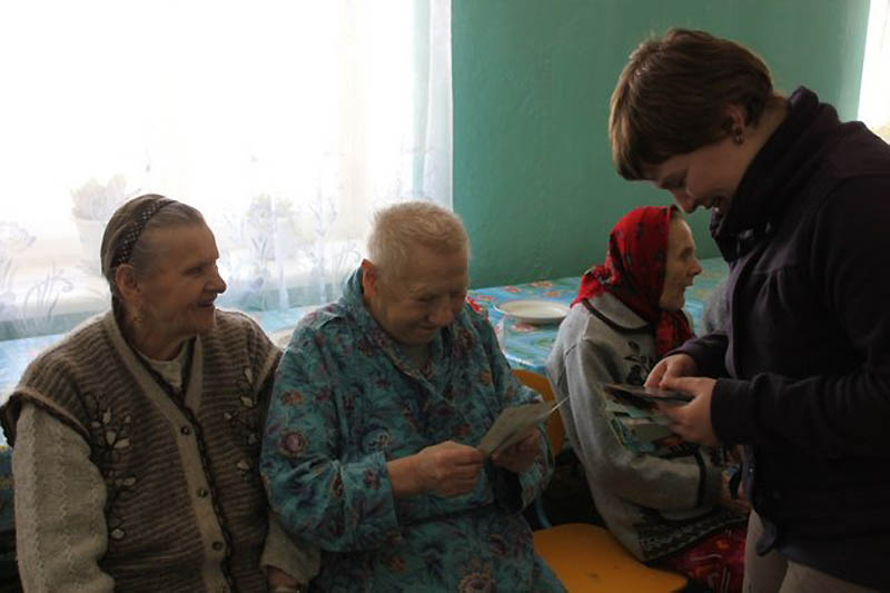 Фотография: Один праздничный день в доме престарелых №12 - BigPicture.ru