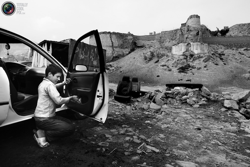 Фотография: На автомойке в Афганистане №14 - BigPicture.ru