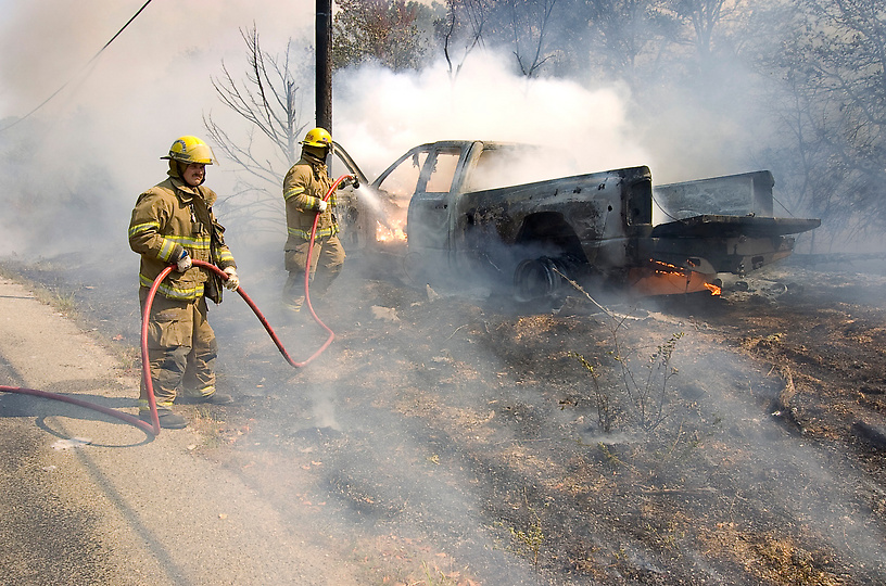 Фотография: Пожары уничтожили десятки домов в Техасе и Оклахоме №14 - BigPicture.ru