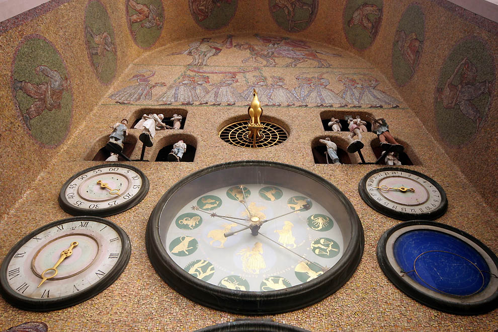 Фотография: Астрономические часы – в прямом и переносном смыслах №15 - BigPicture.ru