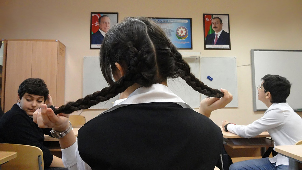Фотография: К началу нового ученого года: репортаж из бакинской школы №18 - BigPicture.ru