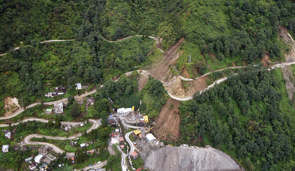 Фотография: Число жертв землетрясении в Индии, Тибете и Непале растет №20 - BigPicture.ru