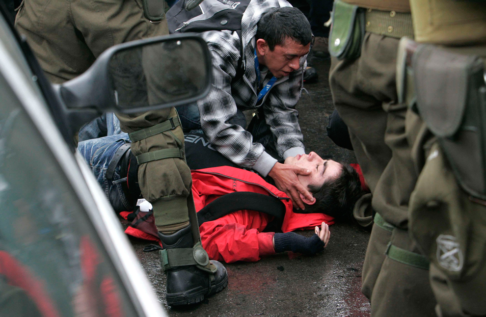 Фотография: Массовые протесты в Чили №25 - BigPicture.ru