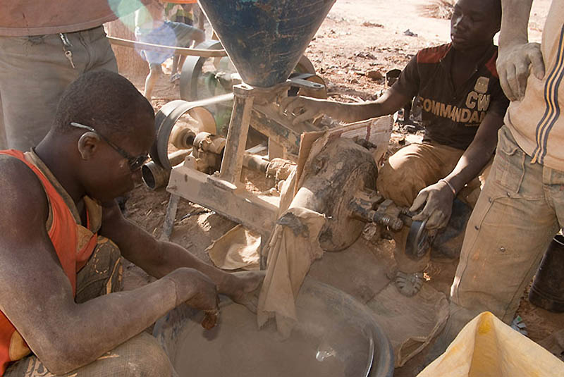 Фотография: Борьба с последствиями добычи золота в Буркина-Фасо №6 - BigPicture.ru