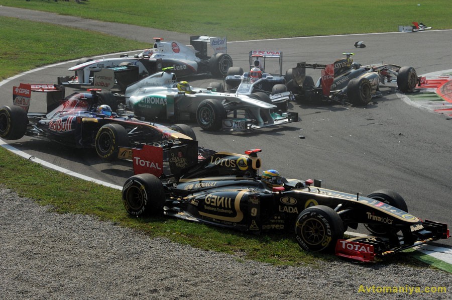 Фотография: За кадром Гран-при Италии 2011 №64 - BigPicture.ru