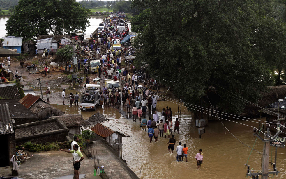 Фотография: Последствия наводнений в Индии и Пакистане №11 - BigPicture.ru