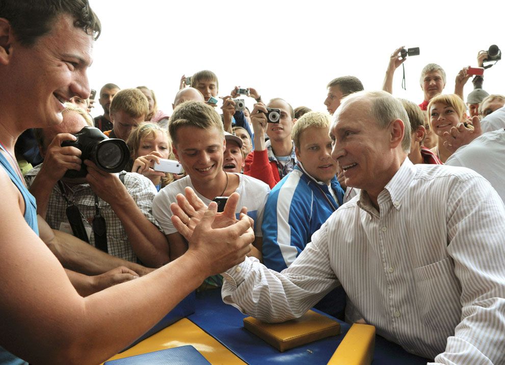 Фотография: Самые яркие моменты из жизни Президента №12 - BigPicture.ru