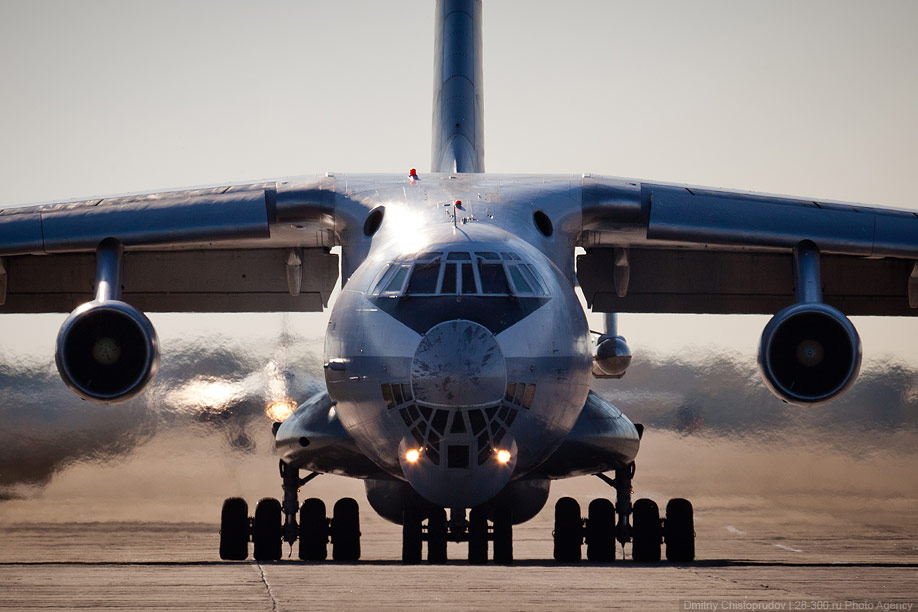 Фотография: Стратегические бомбардировщики на авиабазе в Энгельсе №29 - BigPicture.ru