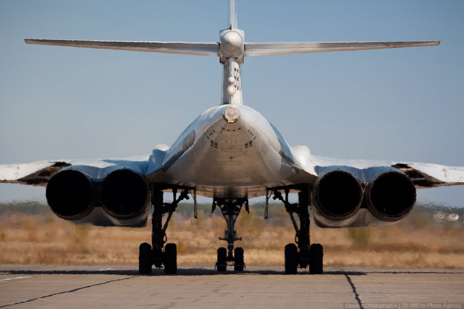 Фотография: Стратегические бомбардировщики на авиабазе в Энгельсе №36 - BigPicture.ru