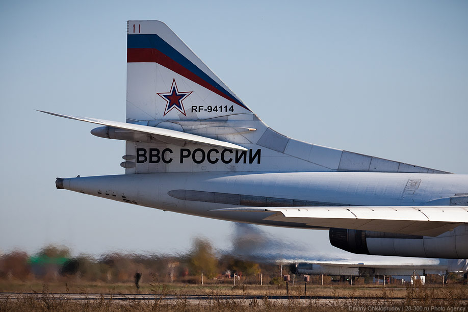 Фотография: Стратегические бомбардировщики на авиабазе в Энгельсе №38 - BigPicture.ru