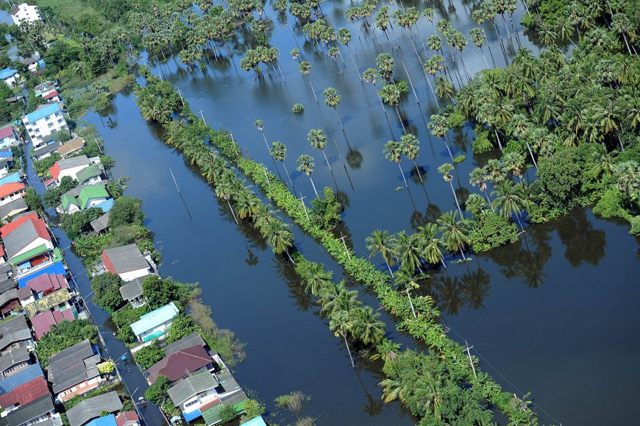 Фотография: Наводнение в Тайланде: Вид сверху (Часть 1) №5 - BigPicture.ru