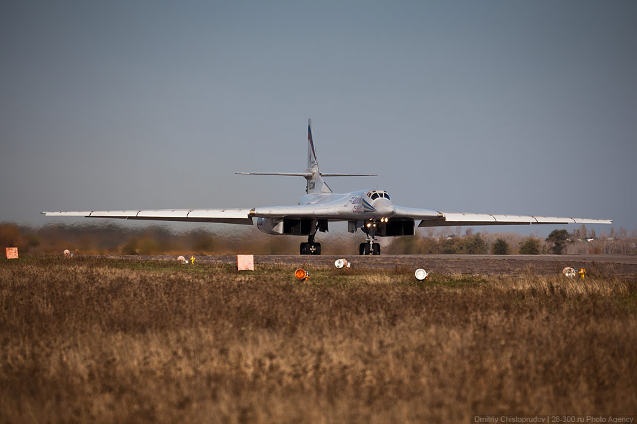 Фотография: Стратегические бомбардировщики на авиабазе в Энгельсе №41 - BigPicture.ru