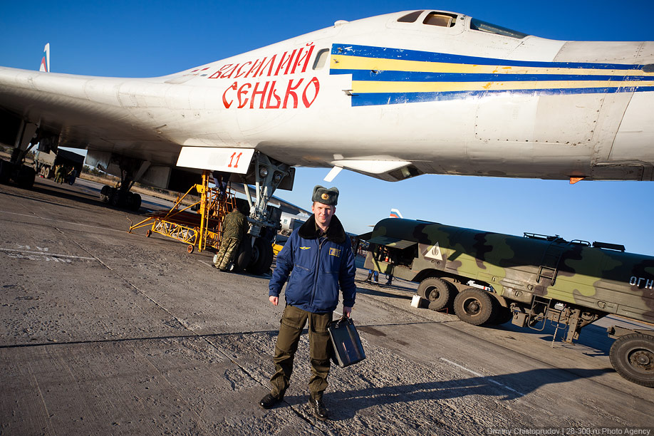 Фотография: Стратегические бомбардировщики на авиабазе в Энгельсе №54 - BigPicture.ru