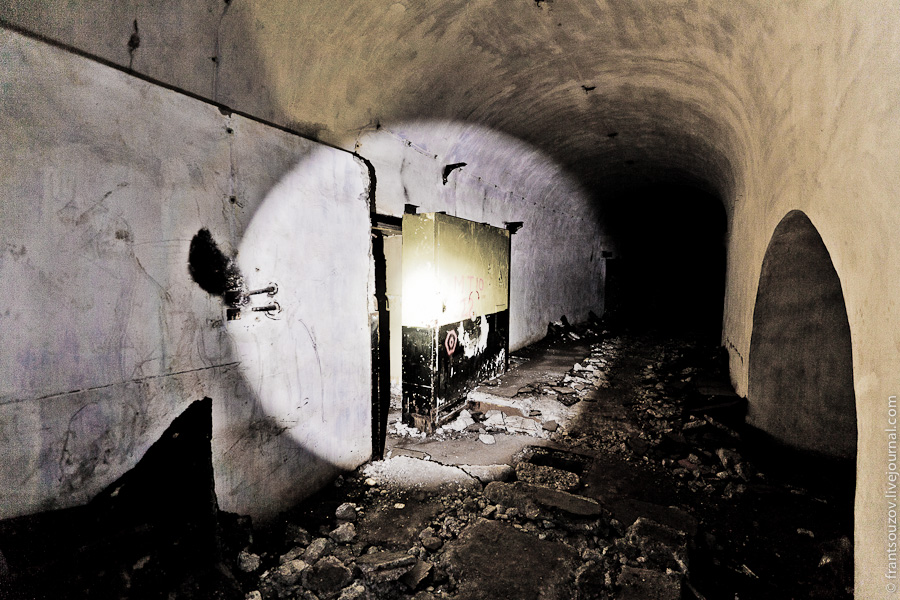Фотография: Феодосия-13: бывший склад ядерного оружия №7 - BigPicture.ru