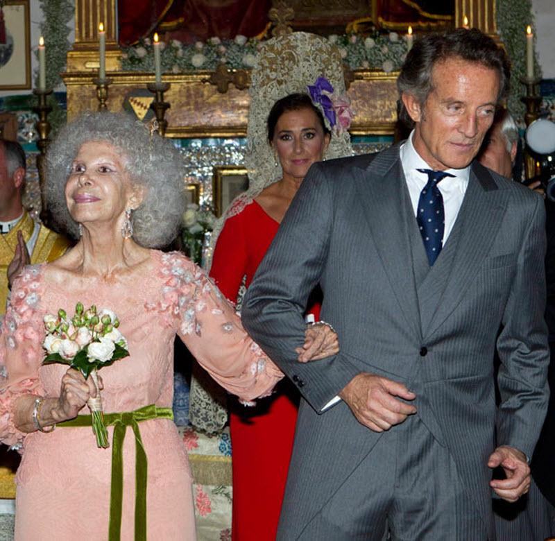 Фотография: 85-летняя Герцогиня Альба вышла замуж №9 - BigPicture.ru
