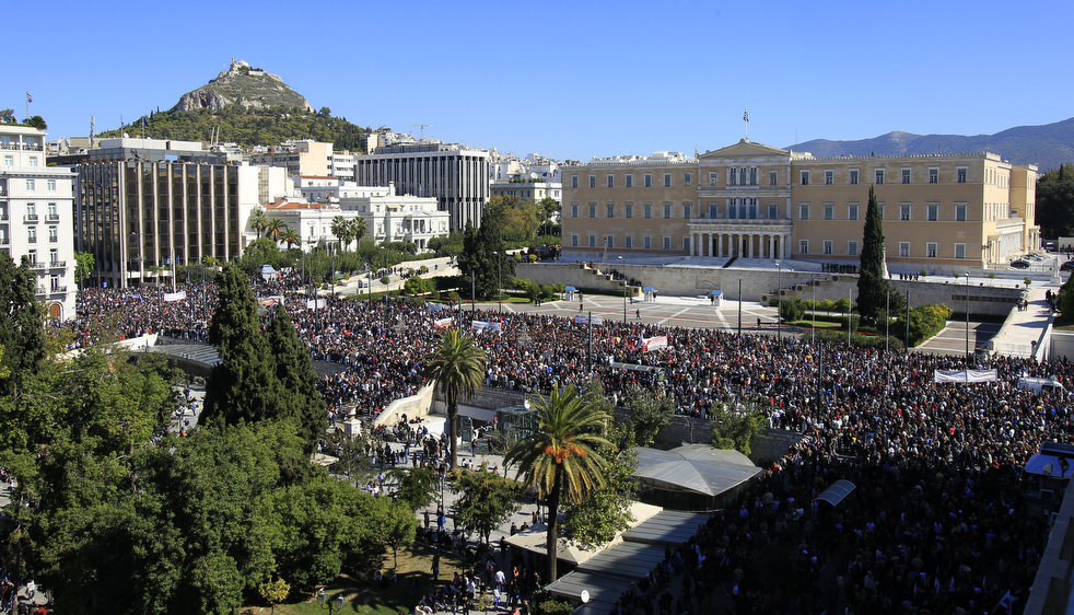 Фотография: Беспорядки в Греции: второй день демонстраций №3 - BigPicture.ru