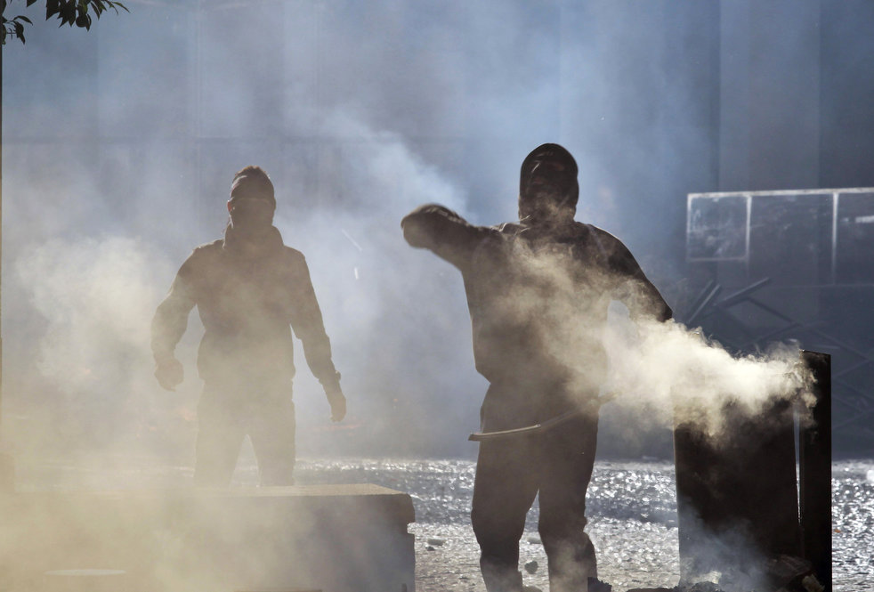 Фотография: Беспорядки в Греции: второй день демонстраций №17 - BigPicture.ru