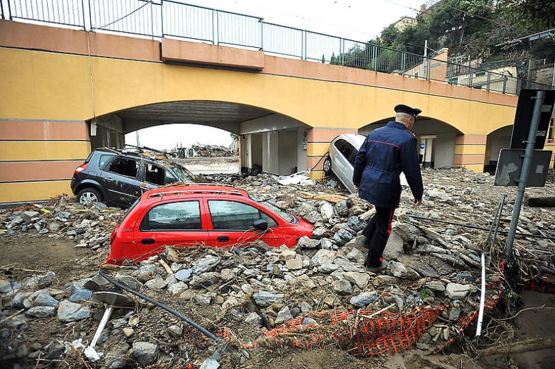Фотография: Наводнение в северо-западной Италии №14 - BigPicture.ru