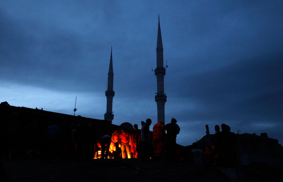 Фотография: Разрушительное землетрясение в Турции №13 - BigPicture.ru