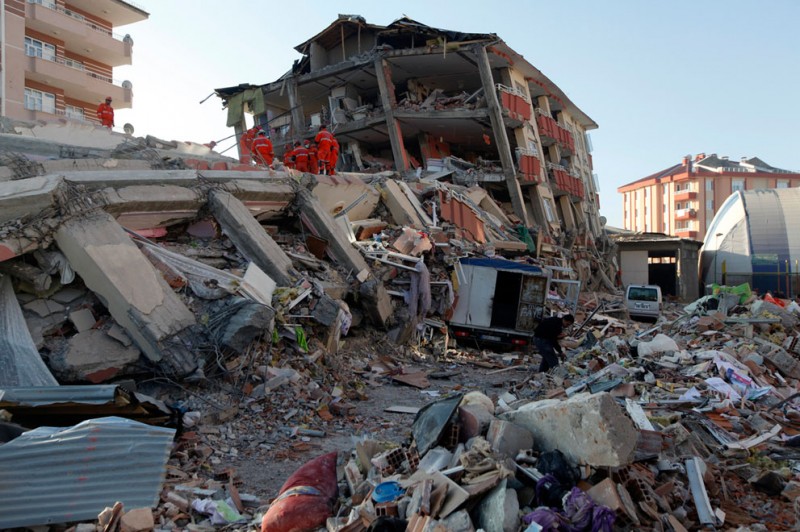 Разрушительное землетрясение в Турции