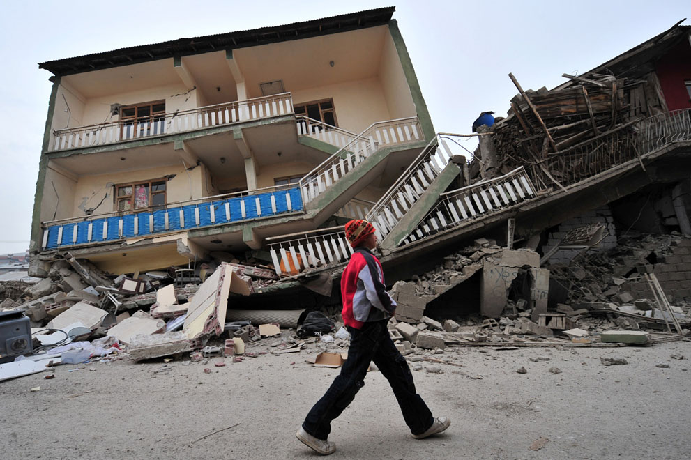 Фотография: Разрушительное землетрясение в Турции №33 - BigPicture.ru