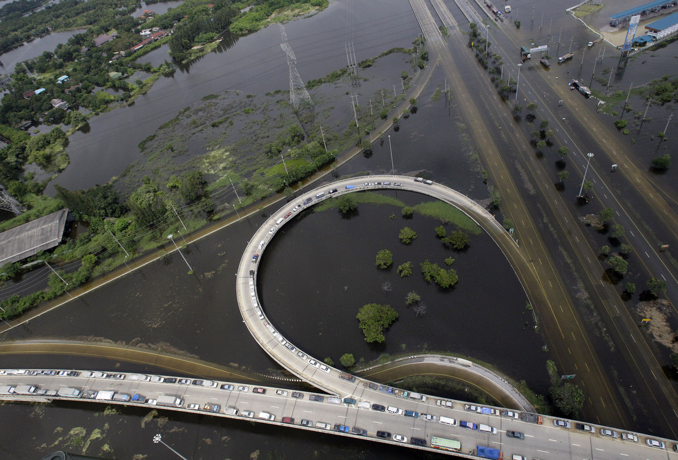 Фотография: Наводнение в Тайланде: Вид сверху (Часть 1) №17 - BigPicture.ru