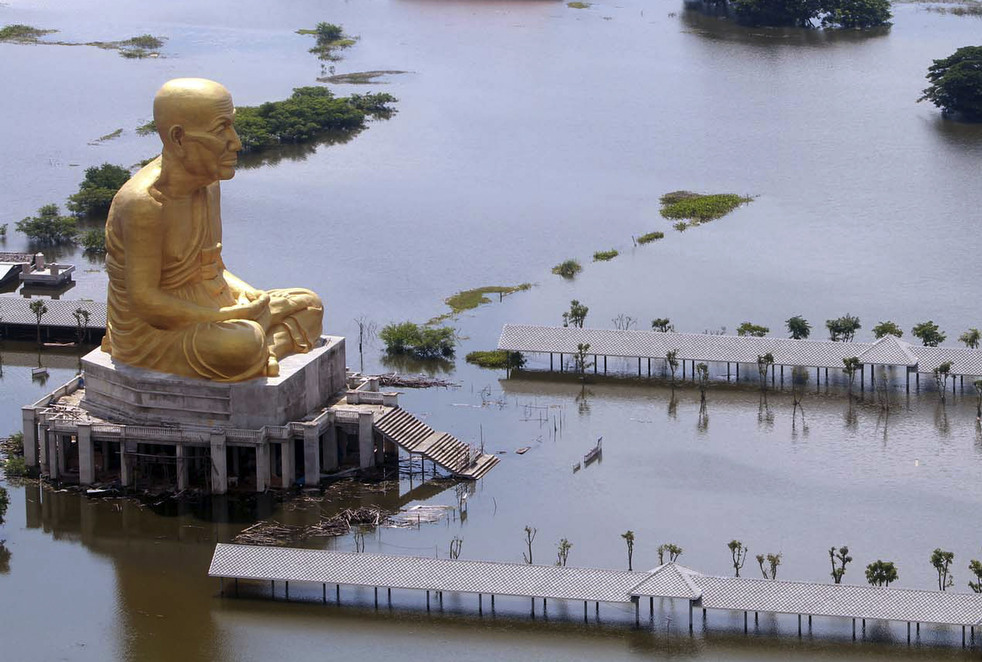 Фотография: Наводнение в Тайланде: Вид сверху (Часть 1) №24 - BigPicture.ru