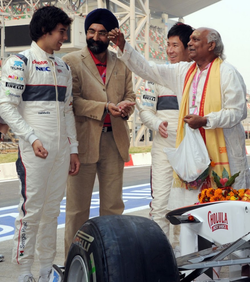 Фотография: За кадром Гран-при Индии 2011: фоторепортаж №14 - BigPicture.ru
