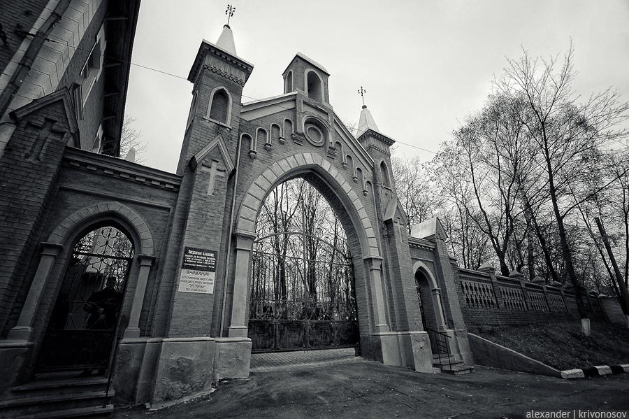 Фотография: Введенское кладбище №2 - BigPicture.ru