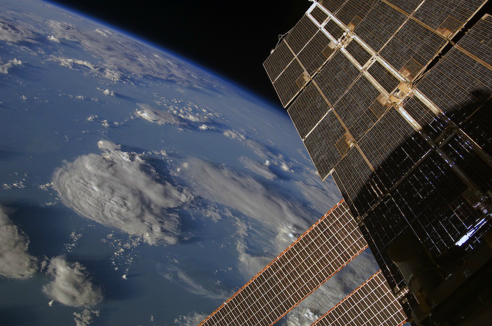Фотография: Фотографии космонавта Федора Юрчихина с борта МКС №21 - BigPicture.ru