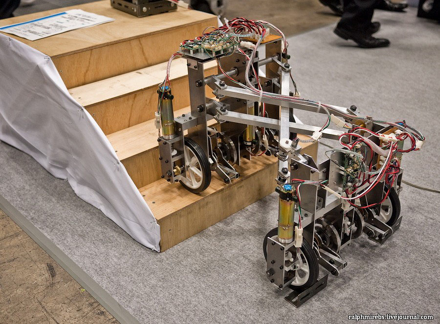 Фотография: Япония: Международная выставка роботов №31 - BigPicture.ru