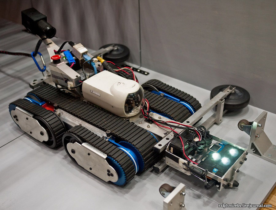 Фотография: Япония: Международная выставка роботов №46 - BigPicture.ru
