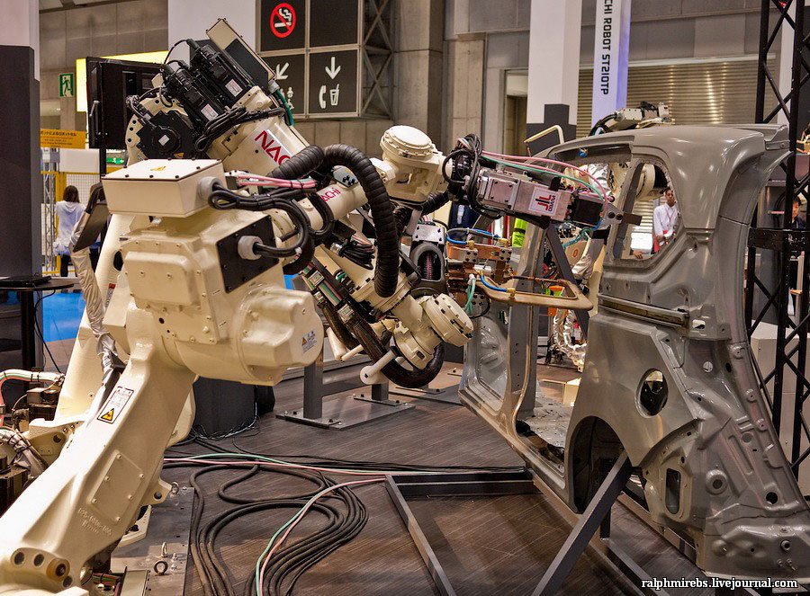Фотография: Япония: Международная выставка роботов №6 - BigPicture.ru