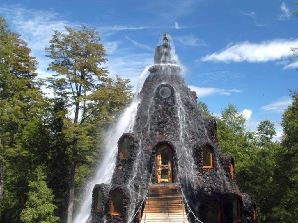 Фотография: Отель - вулкан с водопадом в Чили №8 - BigPicture.ru