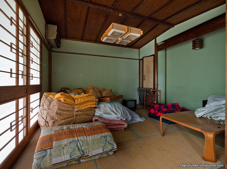 Фотография: Япония: Заброшенные отели над рекой №9 - BigPicture.ru