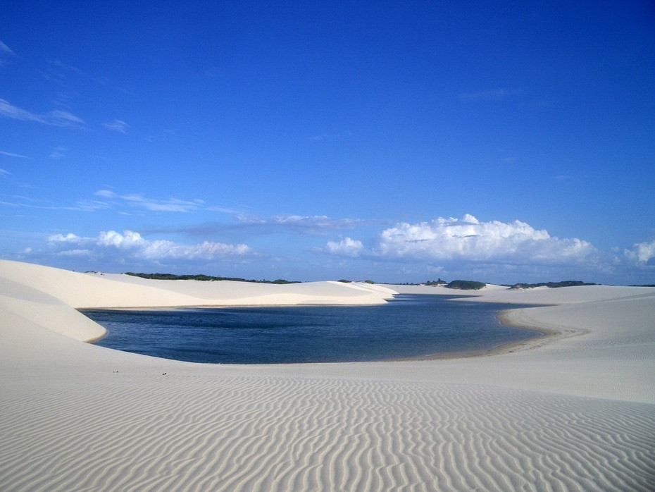 Фотография: Простыни Мараньяна: Белые пески Lencois Maranhenses Бразилии №9 - BigPicture.ru