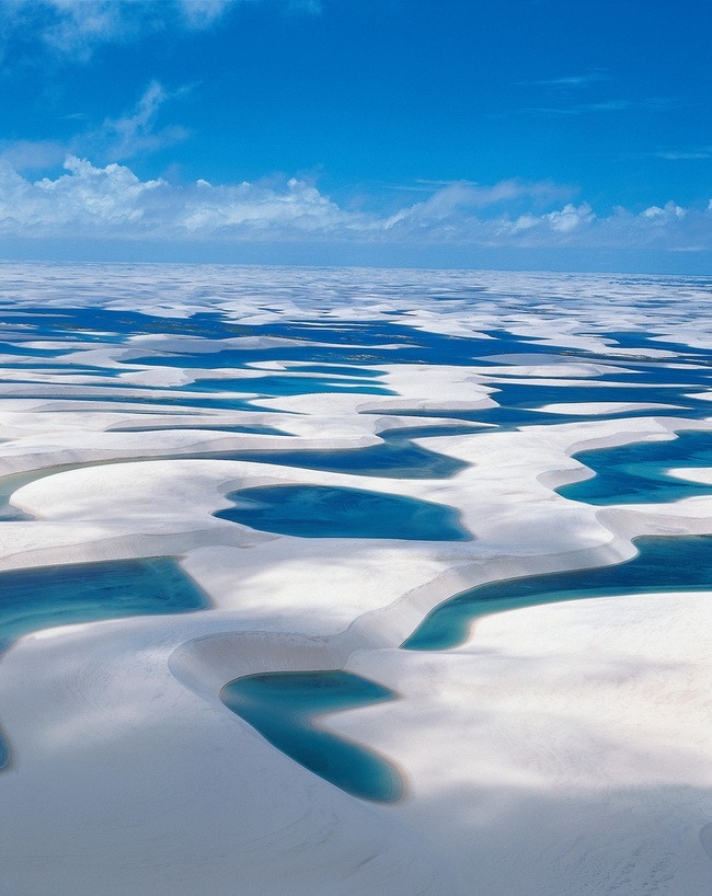 Фотография: Простыни Мараньяна: Белые пески Lencois Maranhenses Бразилии №22 - BigPicture.ru