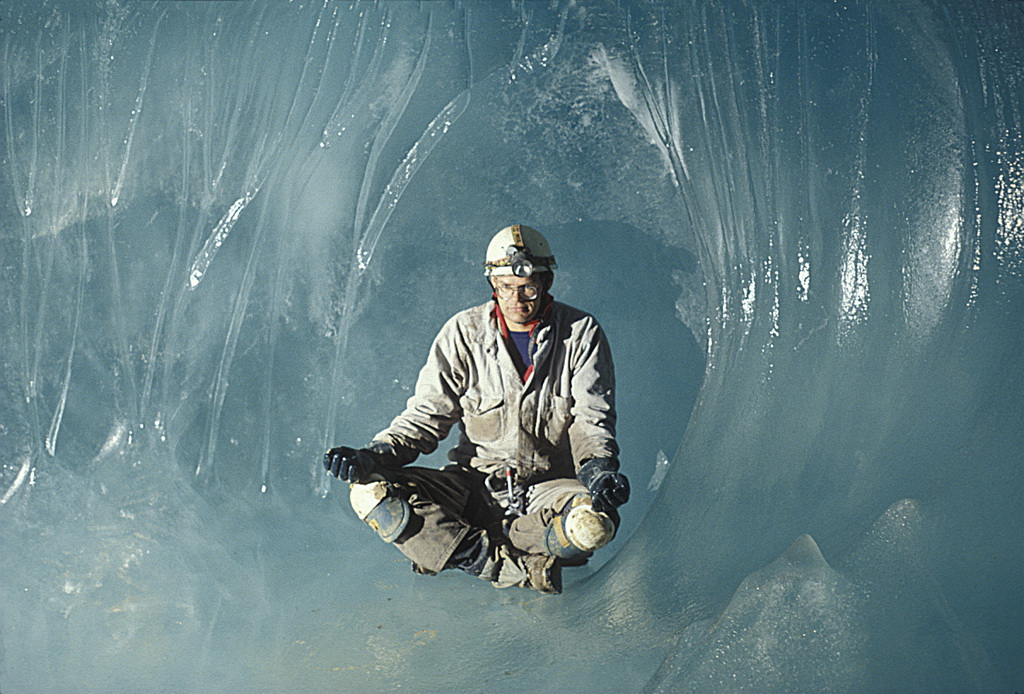 Фотография: Ледовые пещеры со всего мира №12 - BigPicture.ru